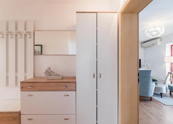 Benko J Apartamento *