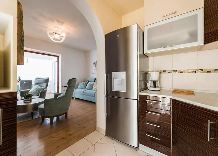 Benko J Apartamento *