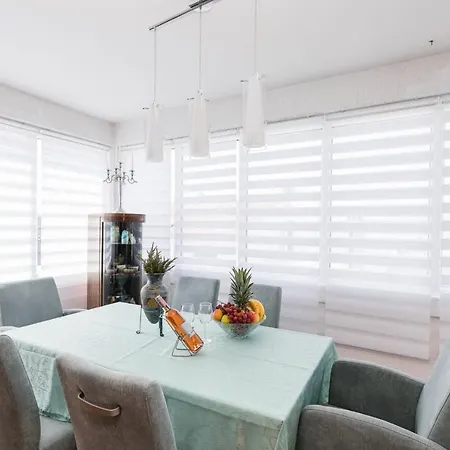 Benko J * Crikvenica